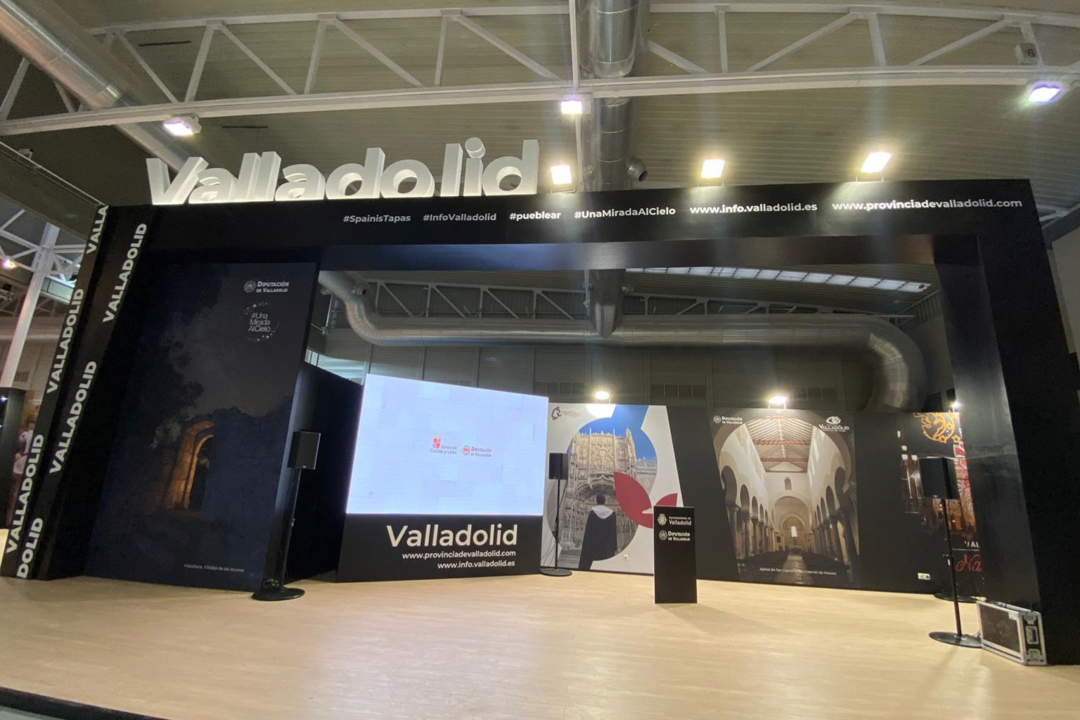 Stand de fabricación a medida realizado por Eventual